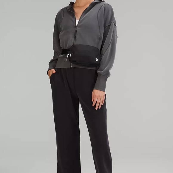 Lululemon Everywhere Belt Bag 1L Black - Picture 6 of 6